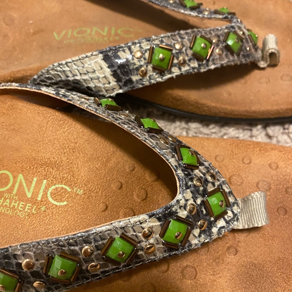 Vionic Floriana Flip Flop Snake Print size 7